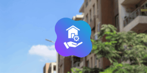 Icon für technisches Property Management vor verschwommenem Gebäudekomplex und blauem Himmel